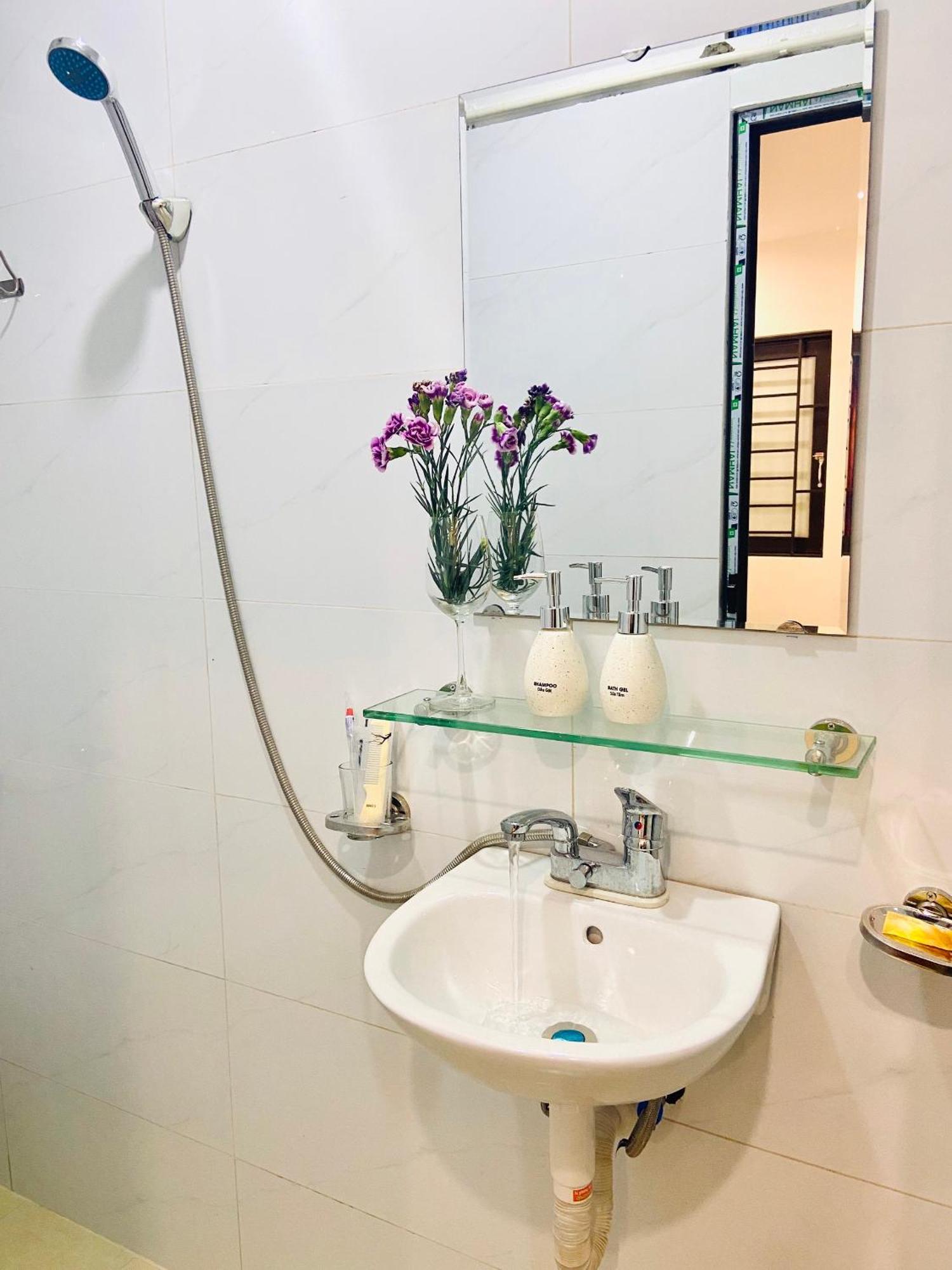 Hanoi Cozy Homestay Long Bien Dış mekan fotoğraf